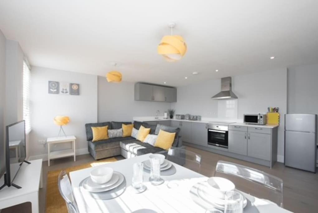 Apartment Beautiful, Spacious 1 Bed Flat *